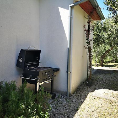 Holiday Home Oliveta 布雷拉 外观 照片
